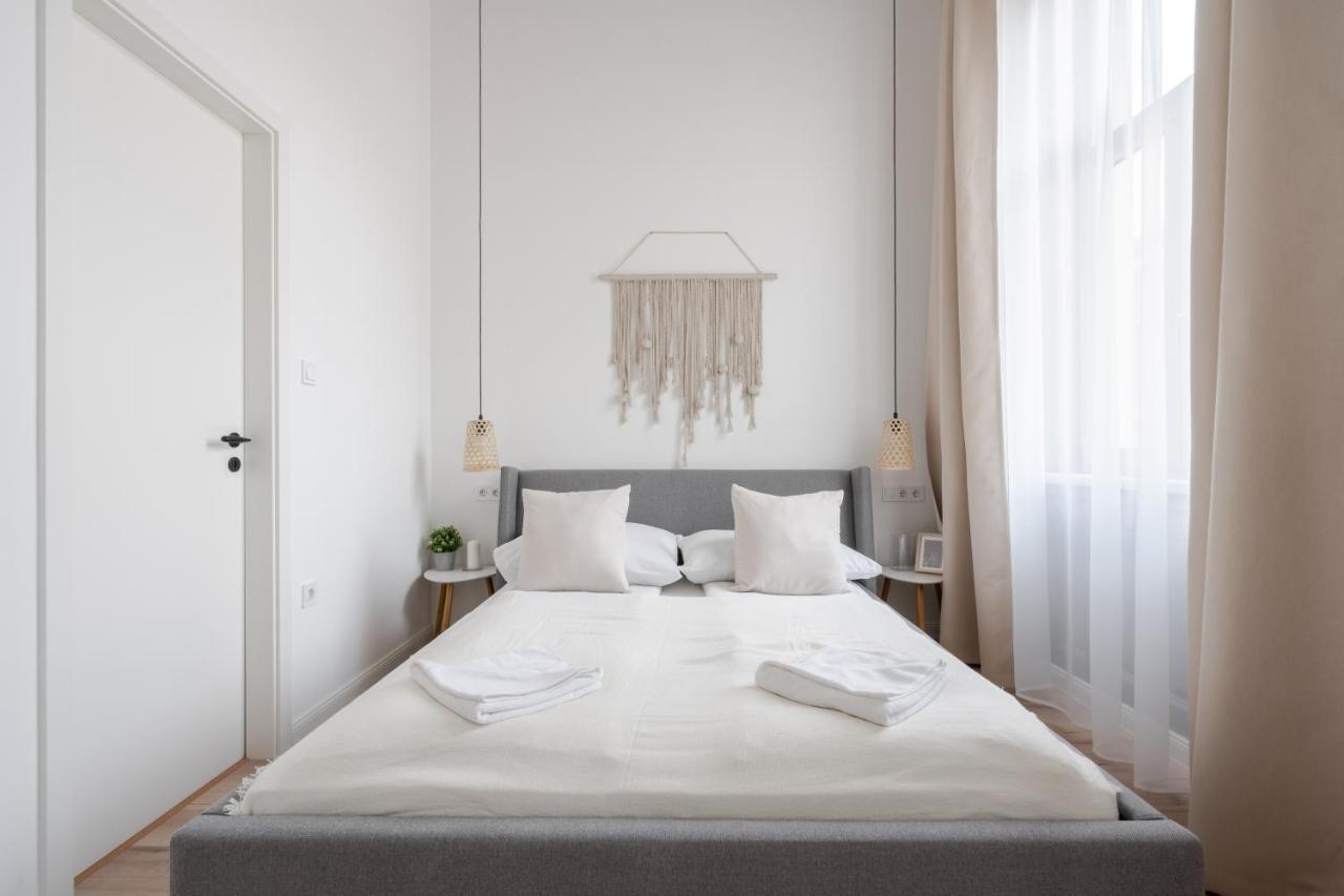 A62 - Akacfa Street Central Residence - Best Location By Bqa Budapest Kültér fotó